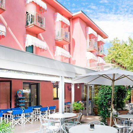Hotel Villa Rosa Cesenatico Εξωτερικό φωτογραφία