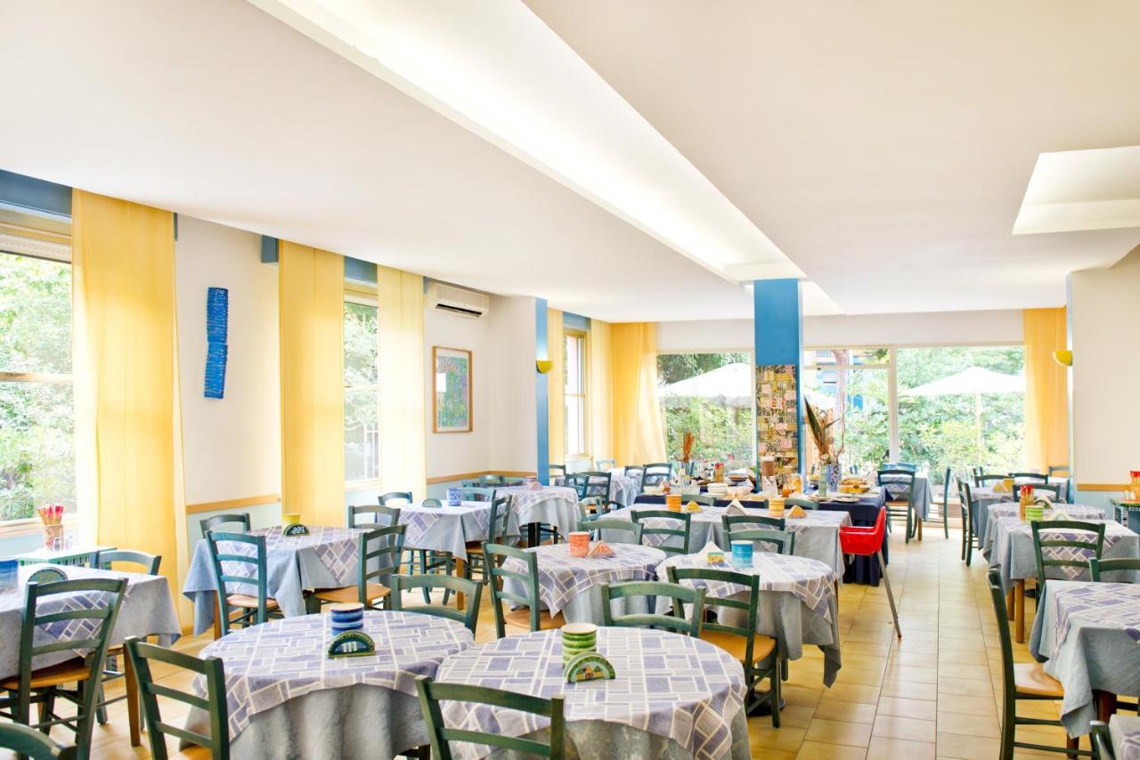 Hotel Villa Rosa Cesenatico Εξωτερικό φωτογραφία