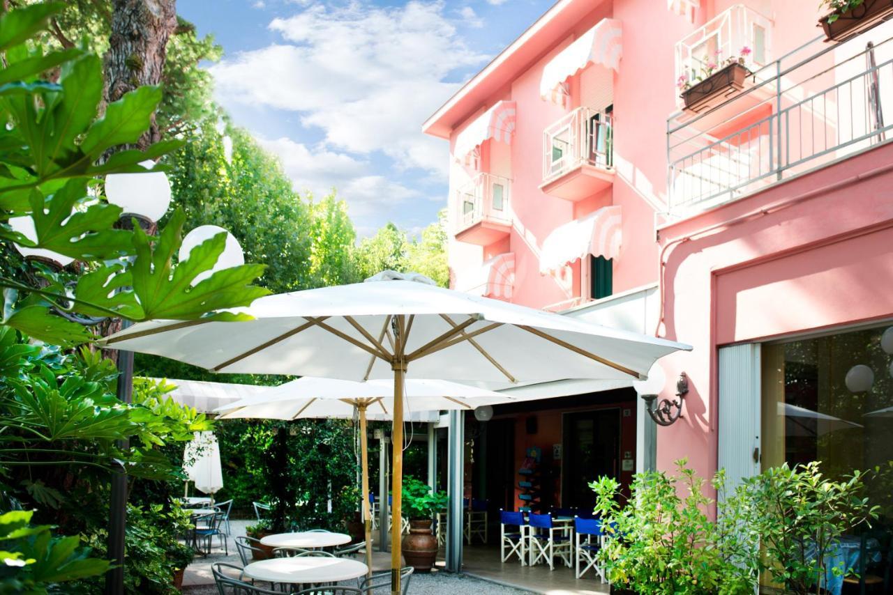 Hotel Villa Rosa Cesenatico Εξωτερικό φωτογραφία